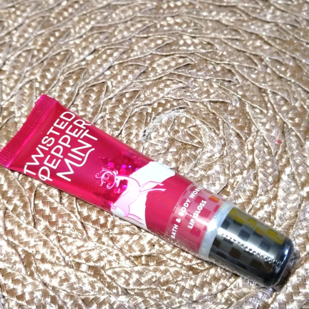Twisted peppermint bath and body works lip gloss